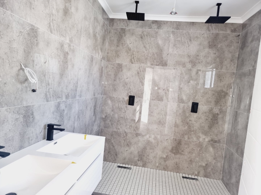 4 Bedroom Property for Sale in Sandown Western Cape